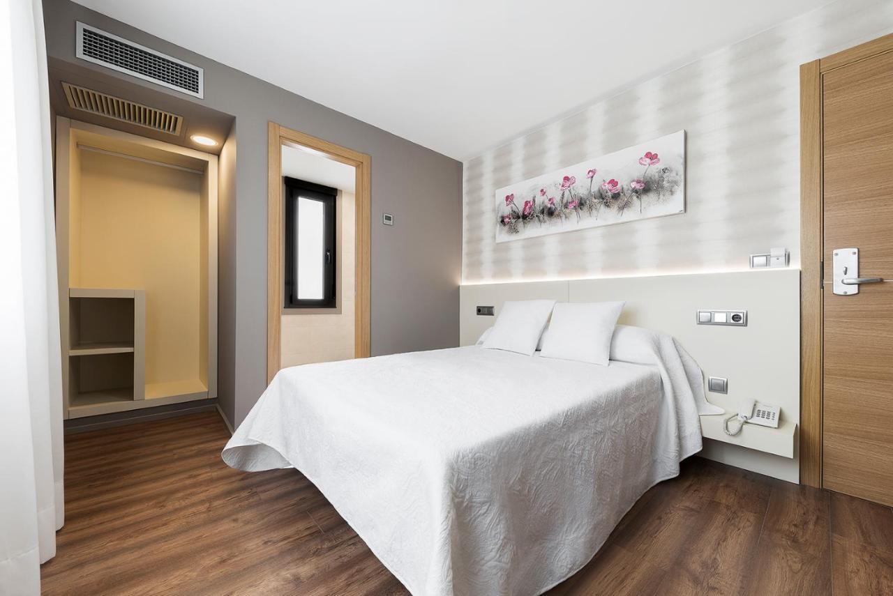 Pension Residencial Victoria Vedra Екстериор снимка